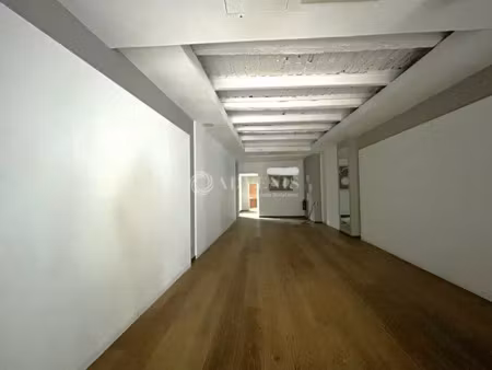 local commercial a louer