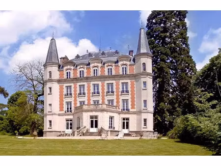 a vendre  chateau de bel ebat