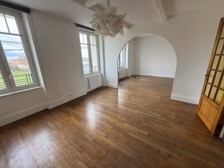 à louer appartement 105 m² – 900 € |viviers-sur-chiers