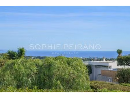 exclusivité - villa avec piscine  vue mer au calme absolu