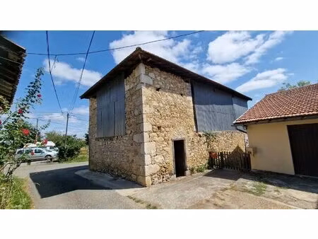 belle grange avec jardinet