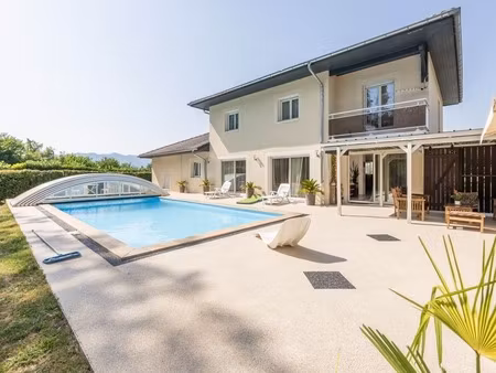 villa de qualité à mouxy