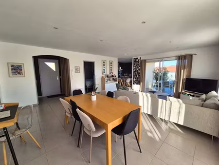 maison 5 pièces 136 m² à vendre / acheter saint-étienne-du-bois 01370 ? | era immobilier