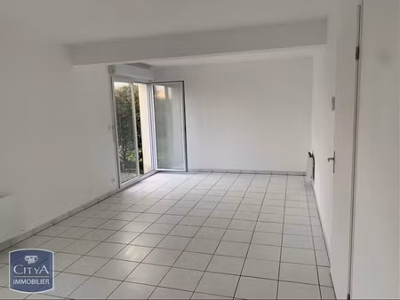 maison à louer 4 pièces 82.97 m² - les sables-d'olonne (85) - 841€