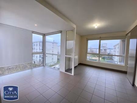 appartement à louer 4 pièces 106 m² - saint-pierre-des-corps (37) - 949€