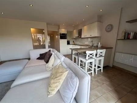 zonnige instapklare studio met xxl-terras in nieuwpoort