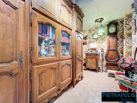 en exclusivite maison avec dependances