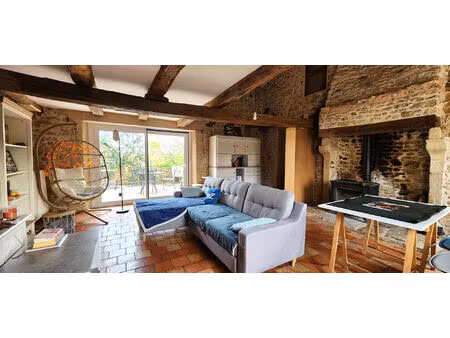 vente maison 4 pièces  160.00m²  jazeneuil