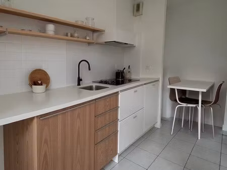 en exclusivité - a vendre - appartement t2 de 43.59 m² à cast