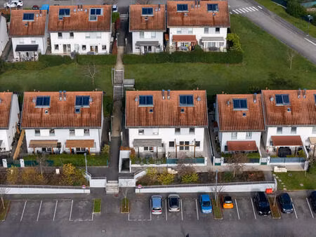 vente maison 6 pièces 112m2 chevry 01170 - 667800 € - surface privée