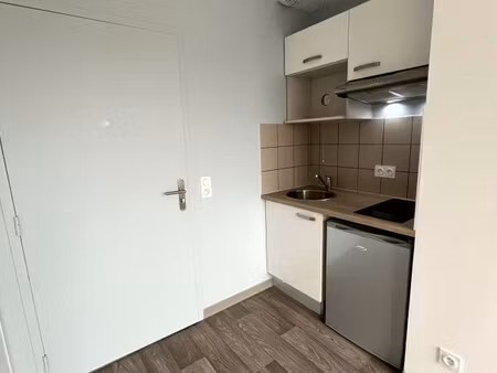 location appartement 1 pièce 19m² franqueville st pierre 76520