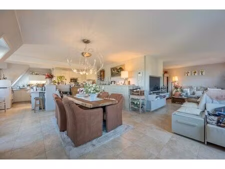 appartement te koop in de haan met 3 slaapkamers