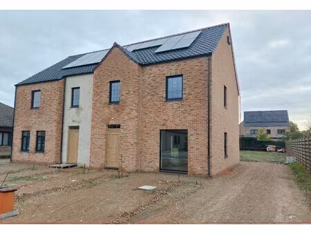 huis te koop in neerpelt met 3 slaapkamers