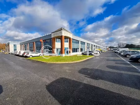 opportunité investisseur : à vendre local d'activités 229 m² - croissy-beaubourg (77)