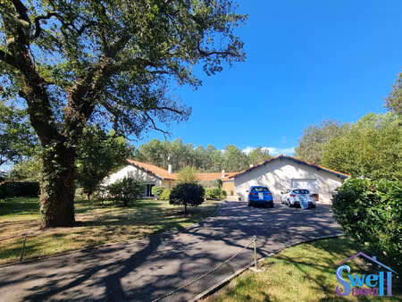 villa t10 de 303m²  piscine 10x6m avec abri véranda  dépendan