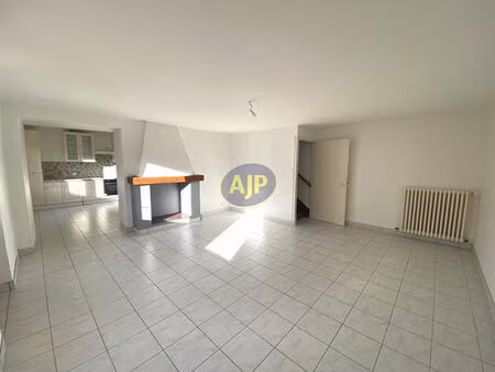 location maison 4 pièces 107 m² à langon (35660)