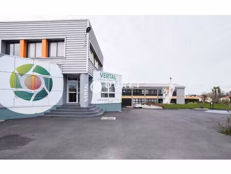 achat local commercial 4 328m² essarts en bocage 85140
