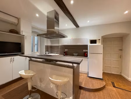 location meublée appartement 2 pièces 40 m² à l'ile-rousse (20220)  700 €