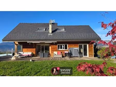 maison montagnole 6 pièce(s) 138 m2 et atelier annexe