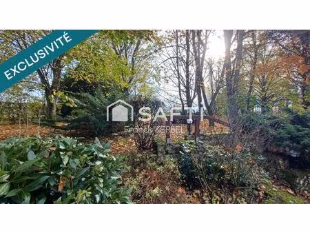 maison traditionnelle proche de la selle sur le bied