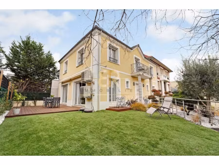 vente maison 5 pièces 160 m² à joinville-le-pont (94340)  1 000 000 €