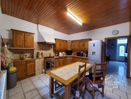 revin 08 maison 134 m2  quatre chambres aucun travaux à prévoir