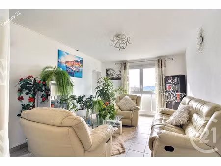 vente appartement 4 pièces 63.05 m² à chateau-thierry (02400)  82 500 €