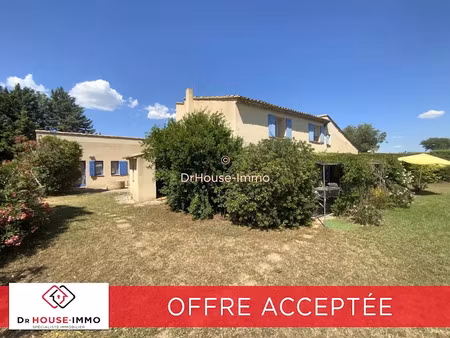 vente maison 25 pièces 368 m² à cucuron (84160)  937 000 €