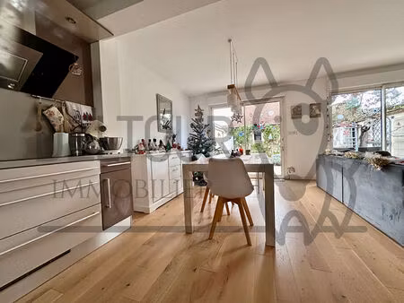 maison villeneuve le comte