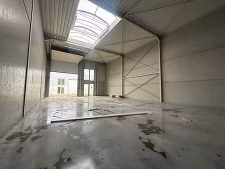nouveau dépôt de 185 m² à louer