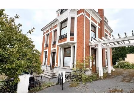 maison crespin m² t-12 à vendre  210 000 €