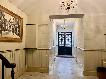 appartement 6 pieces bon port - 157.50 m2