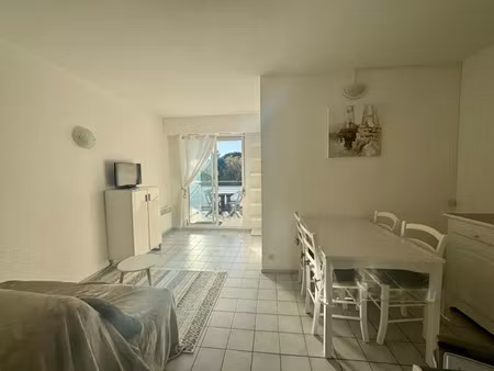 appartement 2 pièces 26 m² à louer saint-georges-de-didonne 17110 ? | era immobilier