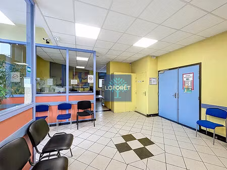 valenciennes local professionnel de 193 m2 loué avec une rentabilité de 9 03%