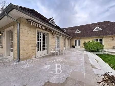 le service location de la maison barnes vous propose ce bien :