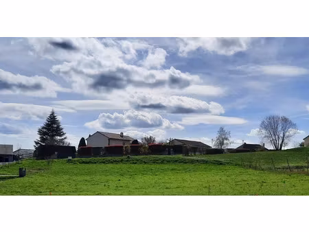 vente terrain 749 m² à le rouget (15290)  13 482 €