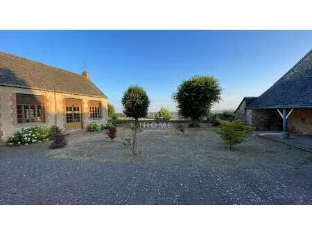 vente maison à sainte-suzanne (53270) : à vendre / 332m² sainte-suzanne