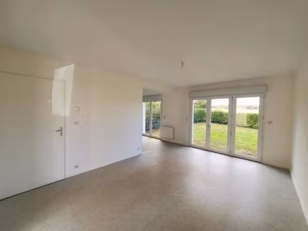 maison t3 a 500 du bourg avec jardin et garage