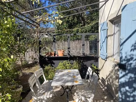 maison de 40 28 m² à noves