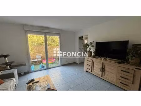 exclusivite. lunel appartement t3 avec parkings