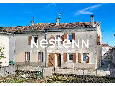 maison à vendre à nérac - 134 m²   4 pieces  3 chambres  avec terrain et dépendance.