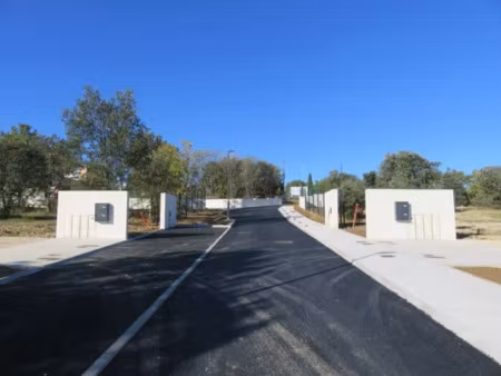 vente terrain 450 m² à montignargues (30190)  104 900 €