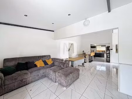 dpt guyane  à vendre matoury maison jumelée de 111m2 sur un terrain de 539 m2