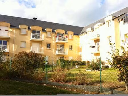 location appartement 3 pièces à port-en-bessin-huppain (14520) : à louer 3 pièces / 58m² p