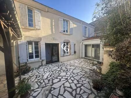 vente maison à vieillevigne (44116) : à vendre / 135m² vieillevigne