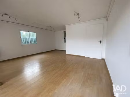 location bureaux 56 m²