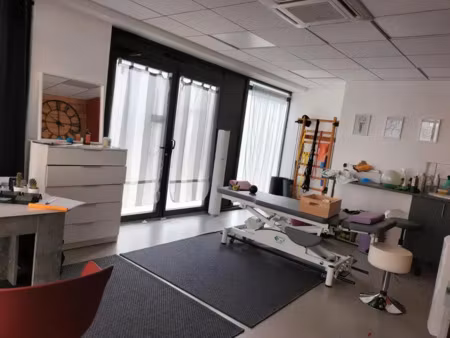 charnay les macon - local professionnel