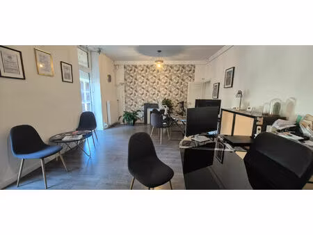 local commercial centre ville 52 m2