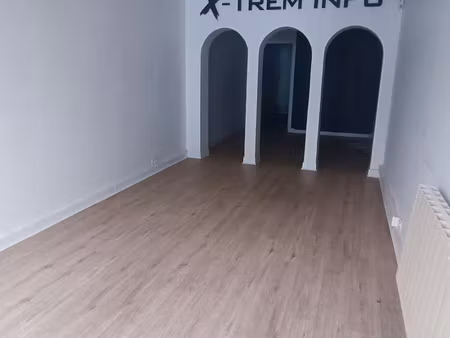 local commercial ezy sur eure