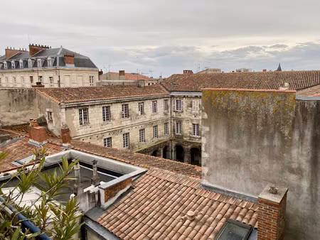 a vendre appartement la rochelle centre ville 80m2